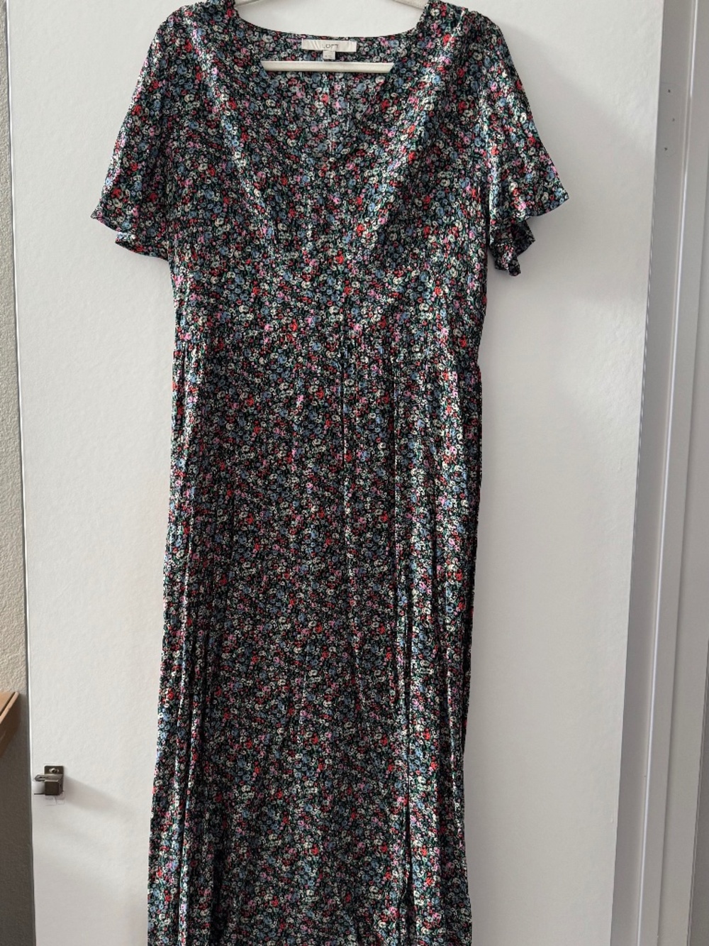 LOFT Black Floral Smocked Flutter Sleeve Maxi Dress 10